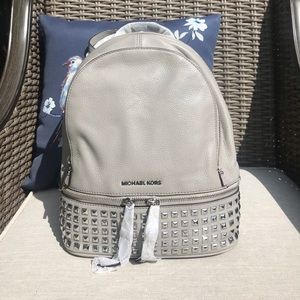 BNWT! Michael Kors Rhea Zip Studded